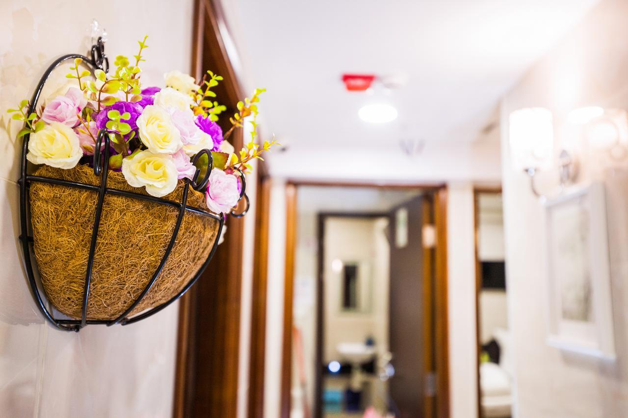 Smiley Inn Kowloon  Екстер'єр фото